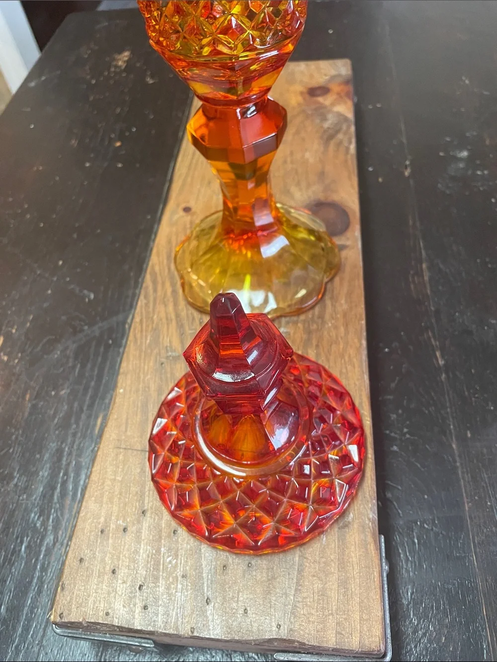 L. E. Smith Amberina Diamond Pointe Ombre Glass Apothecary Jar with Lid.